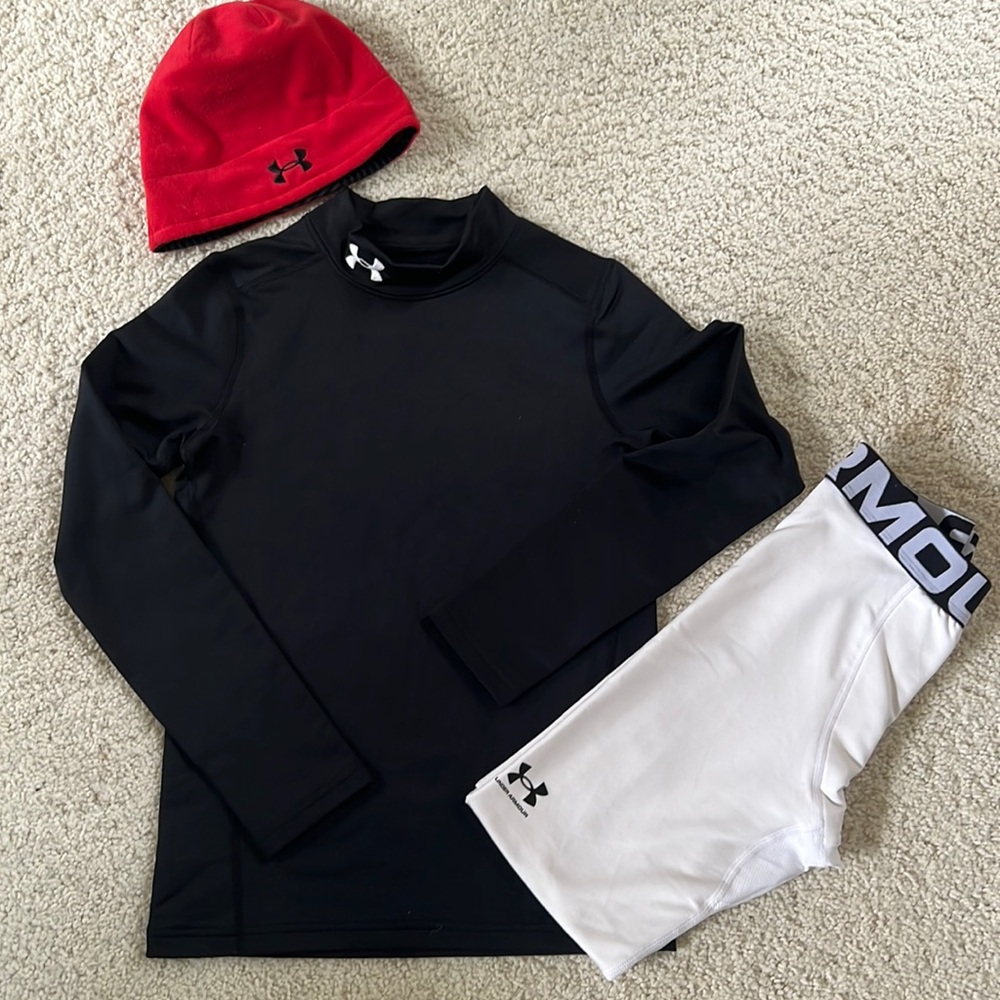 Under Armour Cold Gear 3-pack, youth medium